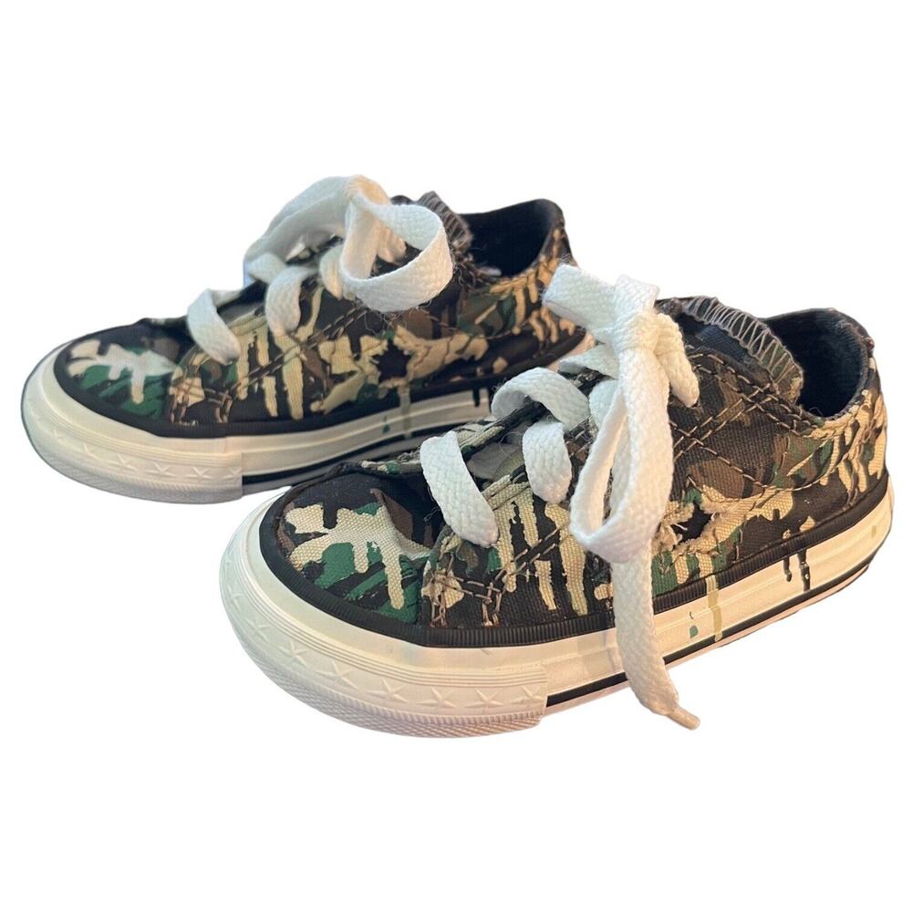 Converse Camouflage Paint Drip Shoes Toddler Size 5 EUC